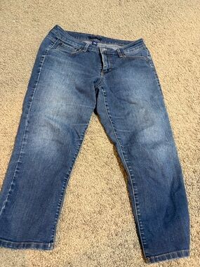 Bandolino Straight-Leg Women's Jeans in Medium Blue Wash